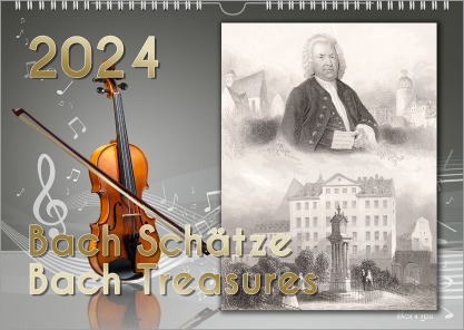 Das Musikgeschenk Bach-Kalender im Bach-Shop. Er ist querformatig. Auf grauem Untergrund ist links eine aufrechte Geige mit Bogen, darüber die Jahreszahl in Gold. Unten ist der Titel, rechts eine Postkarte mit Bach oben und der Thomasschule unten.
