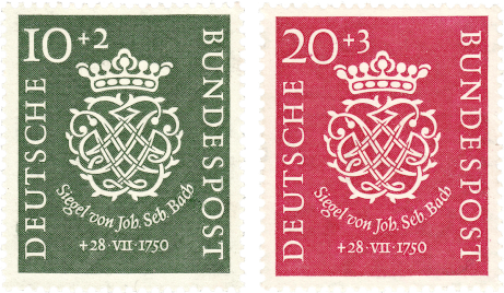 Zwei Bach-Briefmarken nebeneinander sind links dunkelgrün, rechts rot. Auf beiden ist das Bachsiegel mit jeweils 7 Zacken. Der Nennwert ist 10+2, beziehungsweise 20+3 Pfennige.